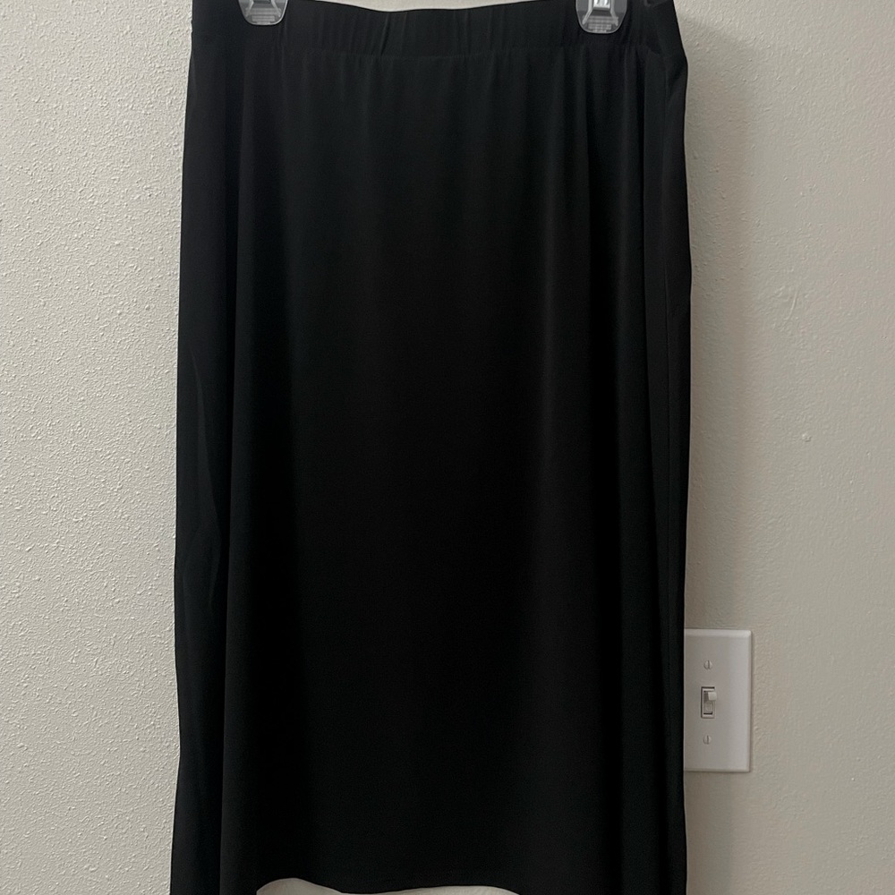 Magellan spandex midi skirts w/travel pocket wrap around feature| black & maroon